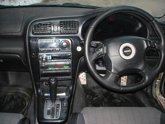 2000 Subaru Legacy B4 Pictures
