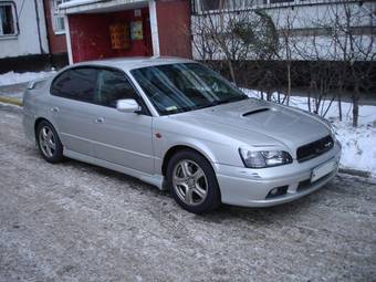2000 Subaru Legacy B4 Photos