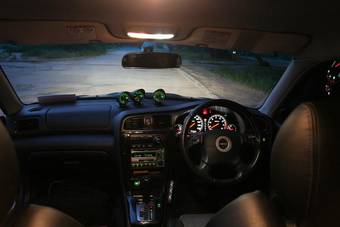 2000 Subaru Legacy B4 Pictures