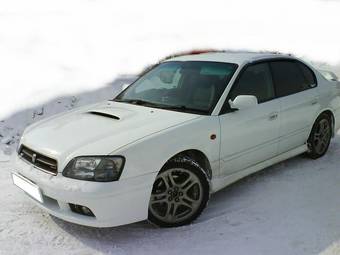 2000 Subaru Legacy B4 Pictures