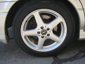 2000 Subaru Legacy B4 Photos