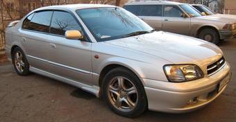 2000 Subaru Legacy B4 Photos