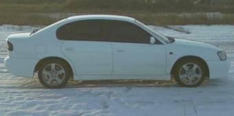2000 Subaru Legacy B4 Pictures