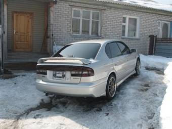 2000 Subaru Legacy B4 Photos
