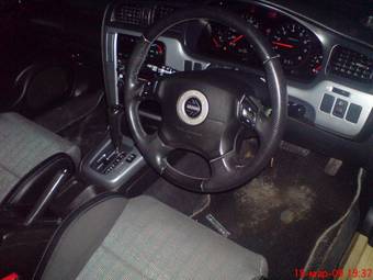 2000 Subaru Legacy B4 Photos