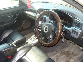 2000 Subaru Legacy B4 Photos