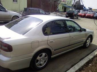 2000 Subaru Legacy B4 Pictures