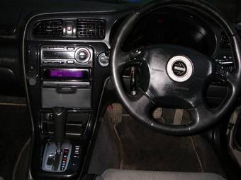 2000 Subaru Legacy B4 Pictures