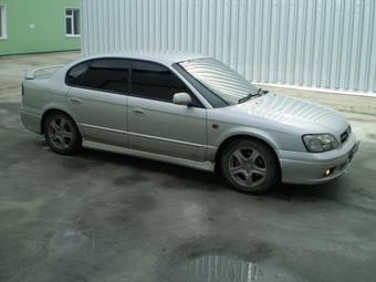 2000 Subaru Legacy B4 Pictures