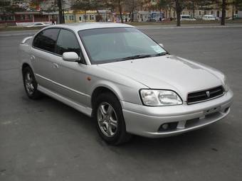 2000 Subaru Legacy B4 Pictures