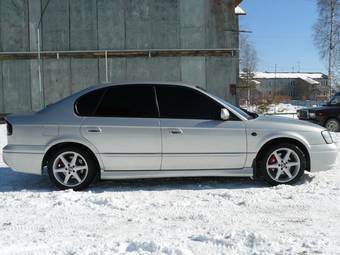 2000 Subaru Legacy B4 Pictures