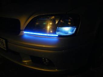 2000 Subaru Legacy B4 Photos