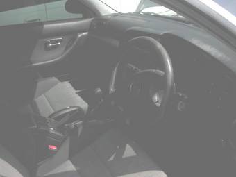 2000 Subaru Legacy B4 Photos