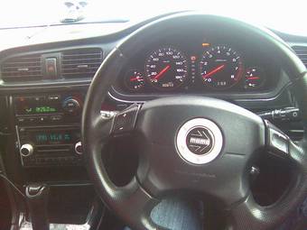 2000 Subaru Legacy B4 Photos