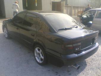 2000 Subaru Legacy B4 Photos