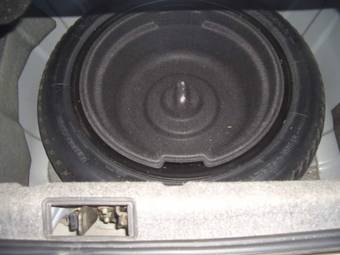 2000 Subaru Legacy B4 Photos