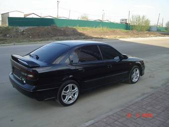 2000 Subaru Legacy B4 Photos