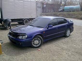 2000 Subaru Legacy B4 Pictures
