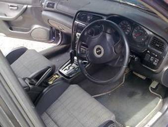 2000 Subaru Legacy B4 Photos