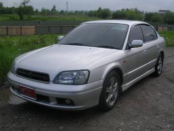 2000 Subaru Legacy B4 Pictures