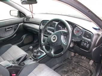 2000 Subaru Legacy B4 Photos
