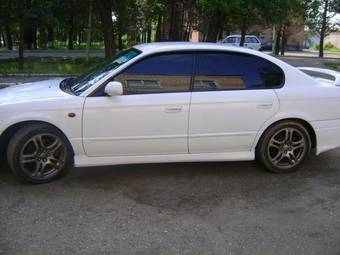 2000 Subaru Legacy B4 Pictures
