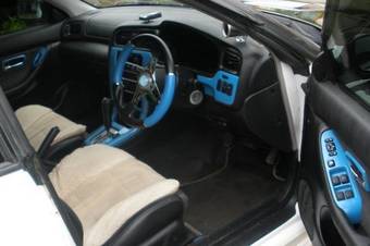 2000 Subaru Legacy B4 Photos