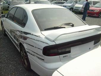 2000 Subaru Legacy B4 Photos