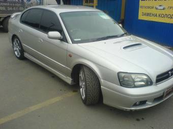 2000 Subaru Legacy B4 Photos