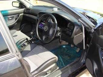 2000 Subaru Legacy B4 Images