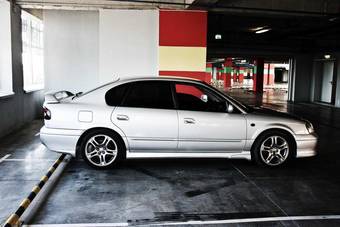 2000 Subaru Legacy B4 Photos