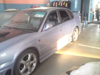 2000 Subaru Legacy B4 Photos