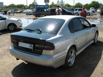 2000 Subaru Legacy B4 Images