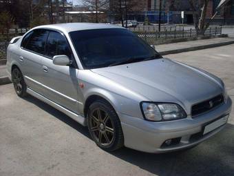 2000 Subaru Legacy B4 Pictures
