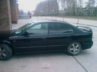 2000 Subaru Legacy B4 Pictures