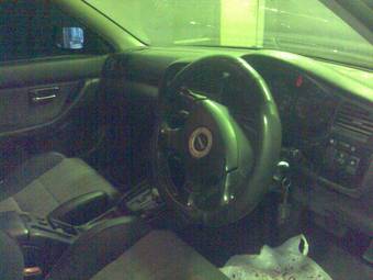2000 Subaru Legacy B4 Photos