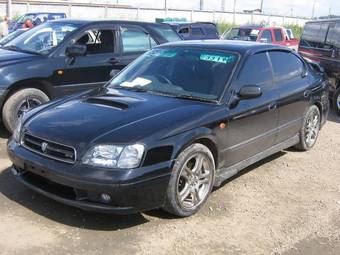 2000 Subaru Legacy B4 Images