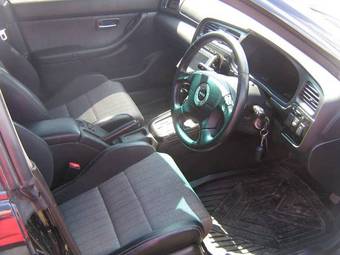 2000 Subaru Legacy B4 Pictures
