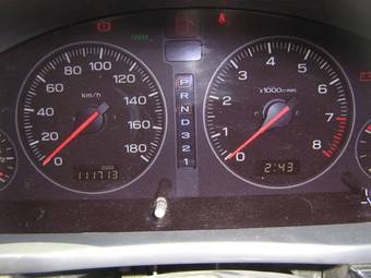 2000 Subaru Legacy B4 Photos