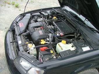 2000 Subaru Legacy B4 Photos