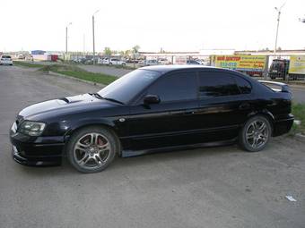 2000 Subaru Legacy B4 Photos