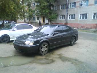 2000 Subaru Legacy B4 Pictures