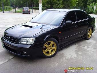 2000 Subaru Legacy B4 Photos