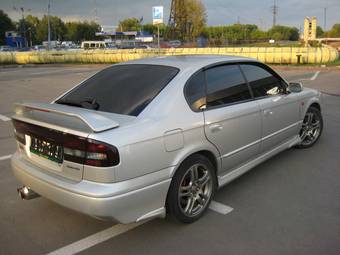 2000 Subaru Legacy B4 Photos