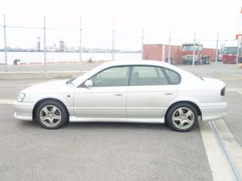 2001 Subaru Legacy B4 Pictures