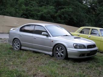 2001 Subaru Legacy B4 Photos