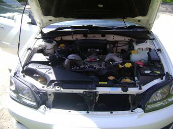 2001 Subaru Legacy B4 Pictures