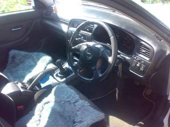 2001 Subaru Legacy B4 Pictures