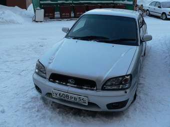 2002 Subaru Legacy B4 Pictures