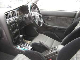 2002 Subaru Legacy B4 Pics